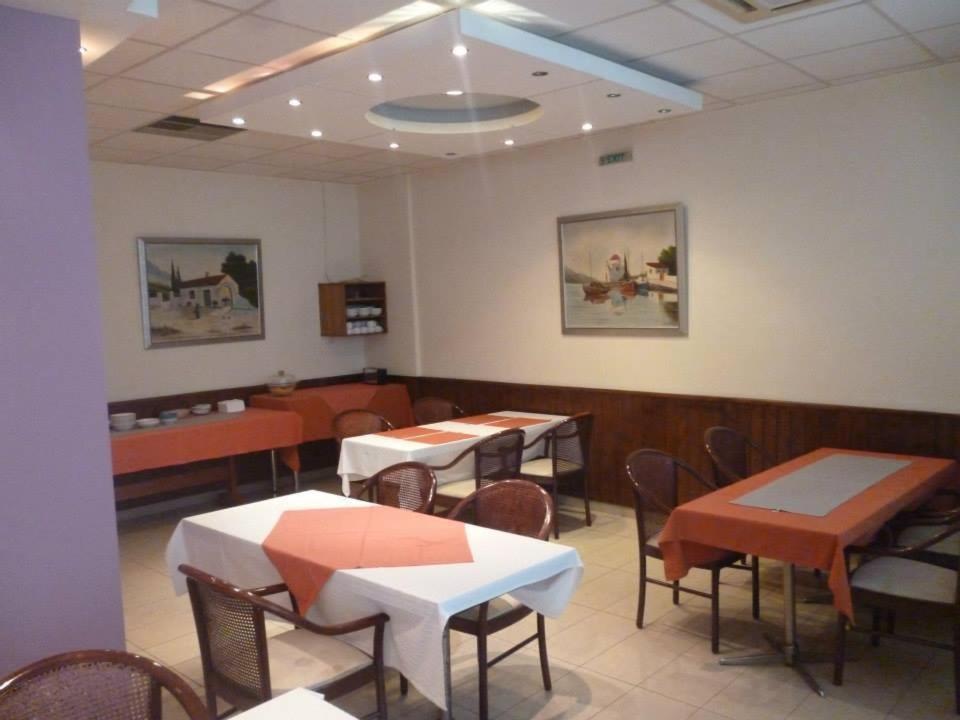 Hotel Korinthos ภายนอก รูปภาพ